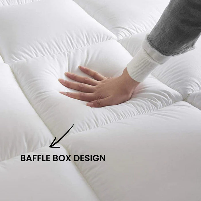 DreamNest Luxury Mattress Topper ™ Zumee